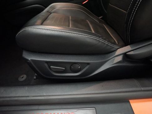Used 2021 Ford Mustang Shelby GT500 w/ Technology Package RWD image 28