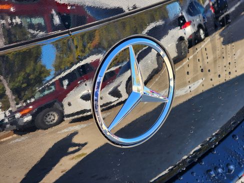 Used 2023 Mercedes-Benz C 300 Coupe image 12