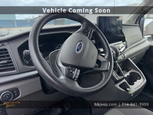 Used 2023 Ford Transit 350 XLT image 10