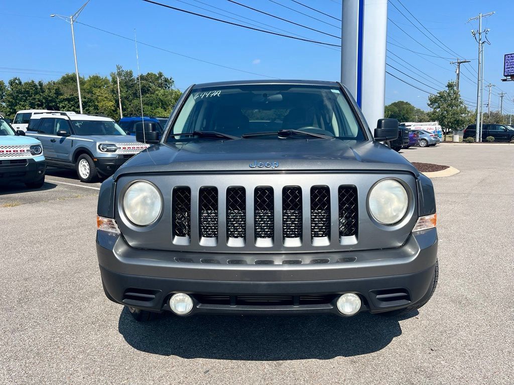 Used 2012 Jeep Patriot Sport w/ PWR Value Group FWD image 2