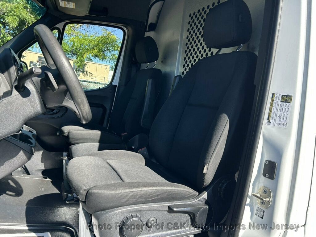 Used 2021 Mercedes-Benz Sprinter 2500 image 18