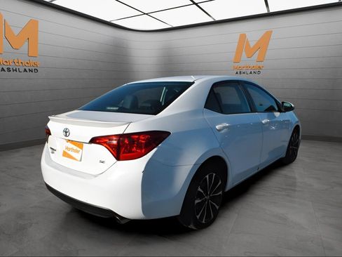 Used 2019 Toyota Corolla SE FWD image 4