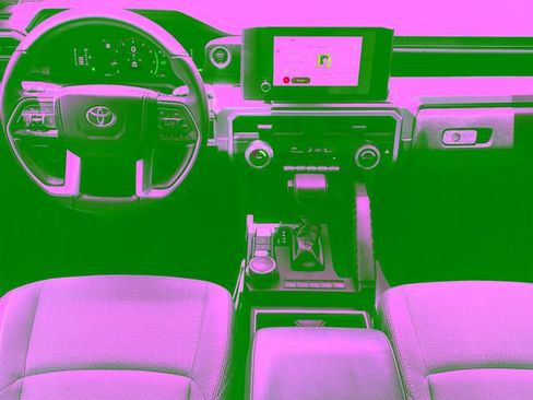 Used 2025 Toyota 4Runner SR5 AWD/4WD image 14