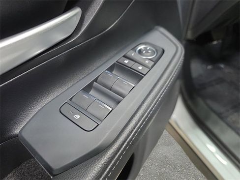 Used 2025 Toyota Grand Highlander AWD image 24