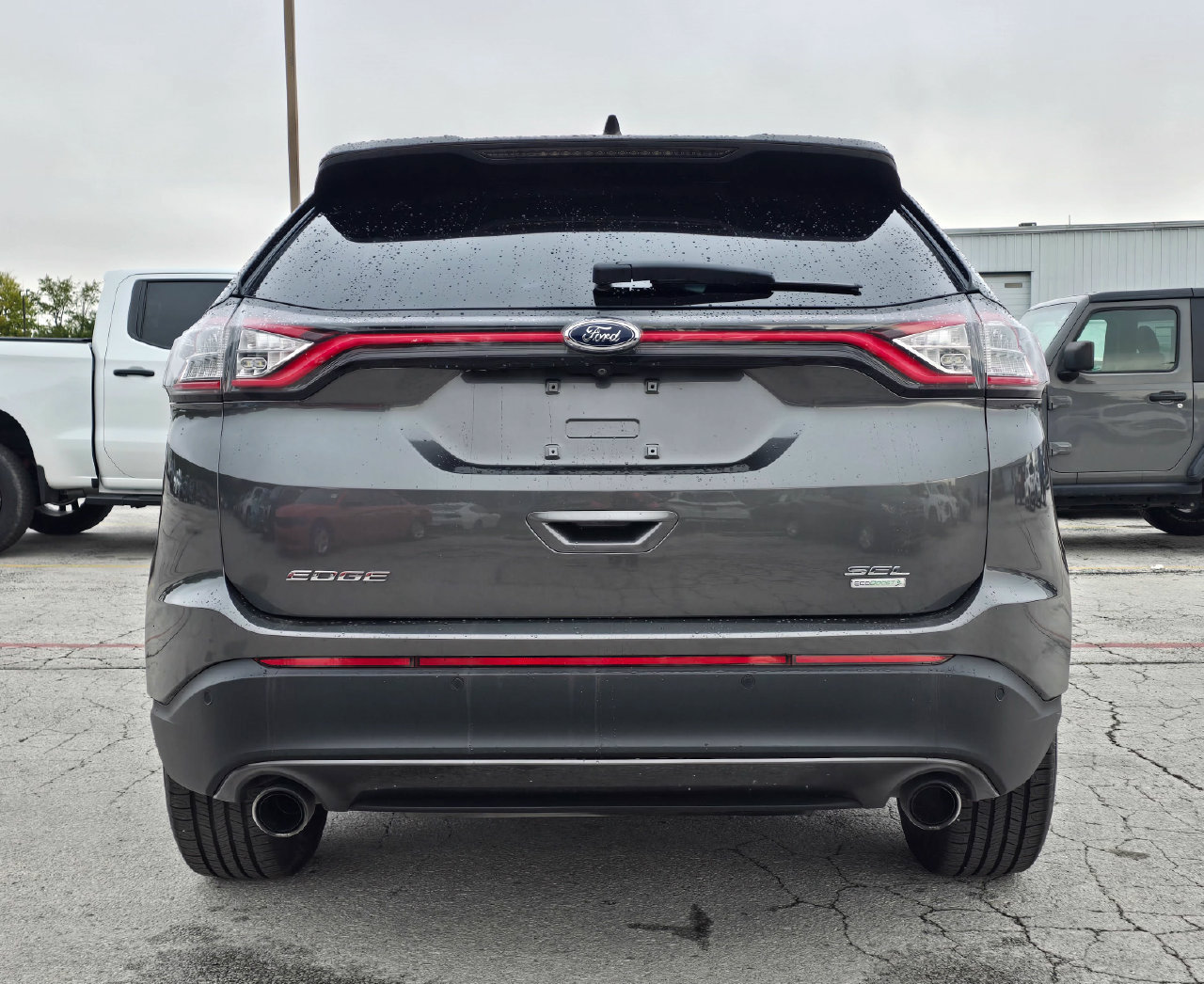 Used 2018 Ford Edge SEL w/ Equipment Group 201A FWD image 5