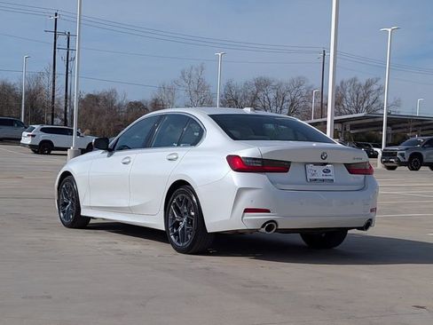 Used 2025 BMW 330i Sedan image 4