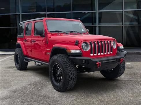 Used 2019 Jeep Wrangler Unlimited Sahara AWD/4WD image 2