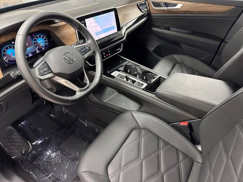Used 2026 Volkswagen Atlas SE w/ Panoramic Sunroof Package AWD/4WD image 9