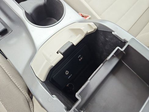 Used 2014 Ford C-MAX SE image 18