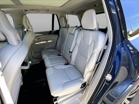 Used 2021 Volvo XC90 T6 Inscription w/ Lounge Package AWD/4WD image 30