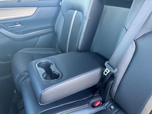 Used 2025 MAZDA CX-70 Plug-In Hybrid w/ Premium Plus image 26