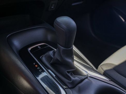 Used 2024 Toyota Corolla LE FWD image 30