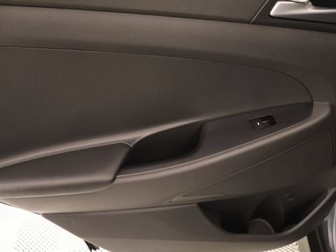 Used 2016 Hyundai Tucson Sport AWD/4WD image 16