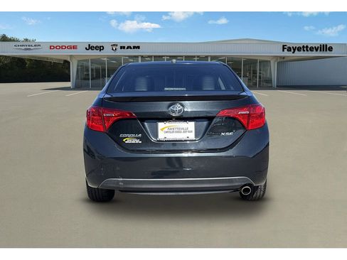 Used 2018 Toyota Corolla XSE image 4