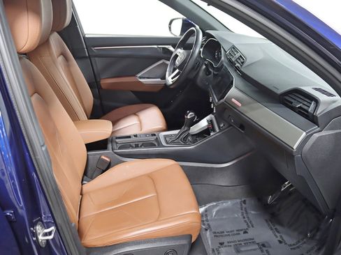 Used 2024 Audi Q3 2.0T Premium Plus w/ Premium Plus Package image 29