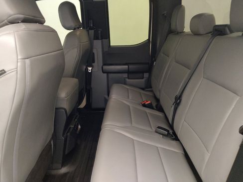 Used 2022 Ford F150 XL w/ Equipment Group 101A High RWD image 18