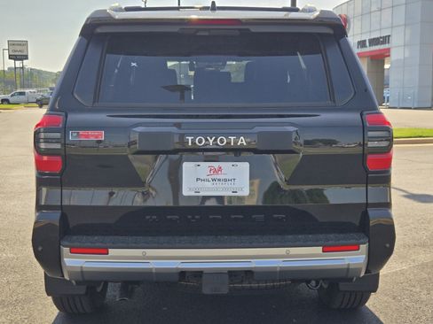 New 2026 Toyota 4Runner Limited AWD/4WD image 4