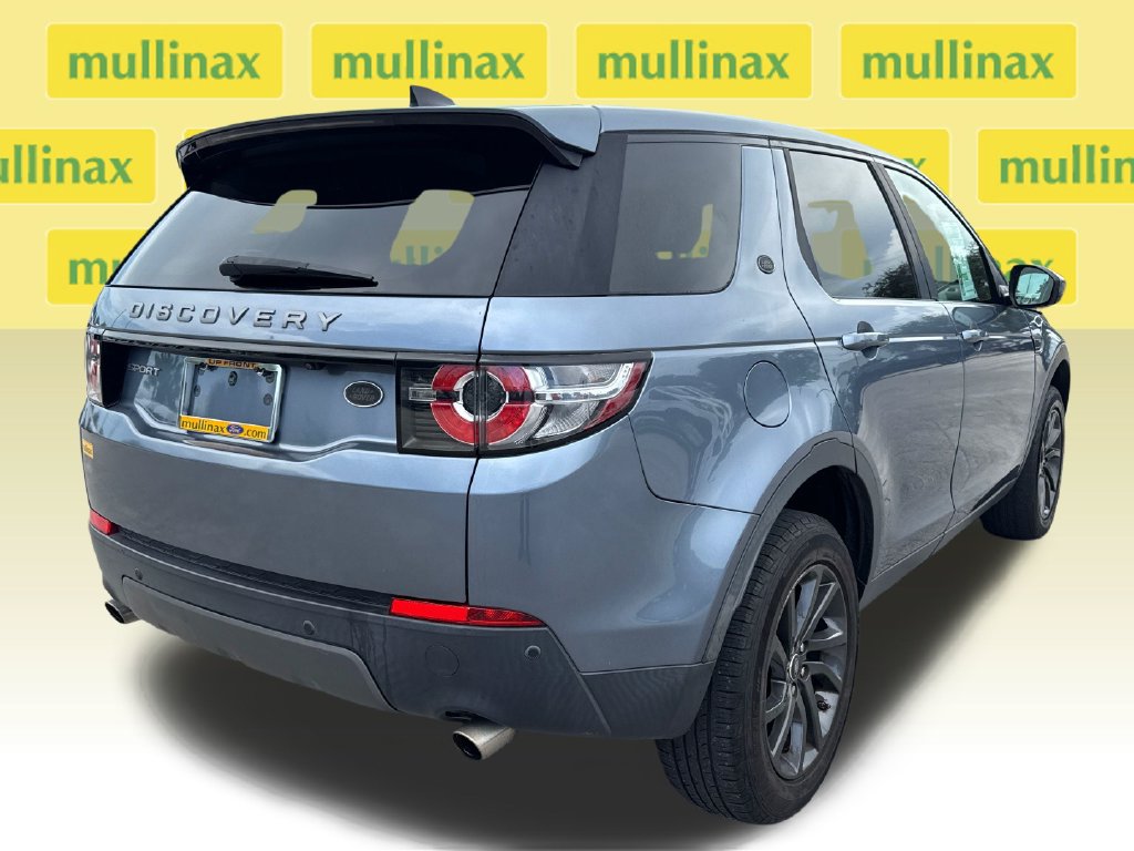 Used 2018 Land Rover Discovery Sport SE AWD/4WD image 4
