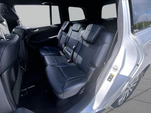 Used 2019 Mercedes-Benz GLS 450 4MATIC image 21
