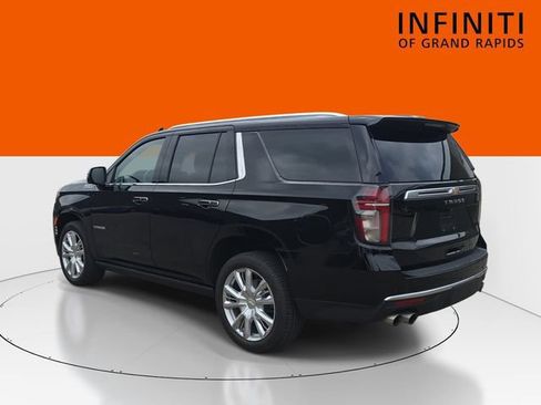 Used 2021 Chevrolet Tahoe High Country w/ Premium Package AWD/4WD image 7