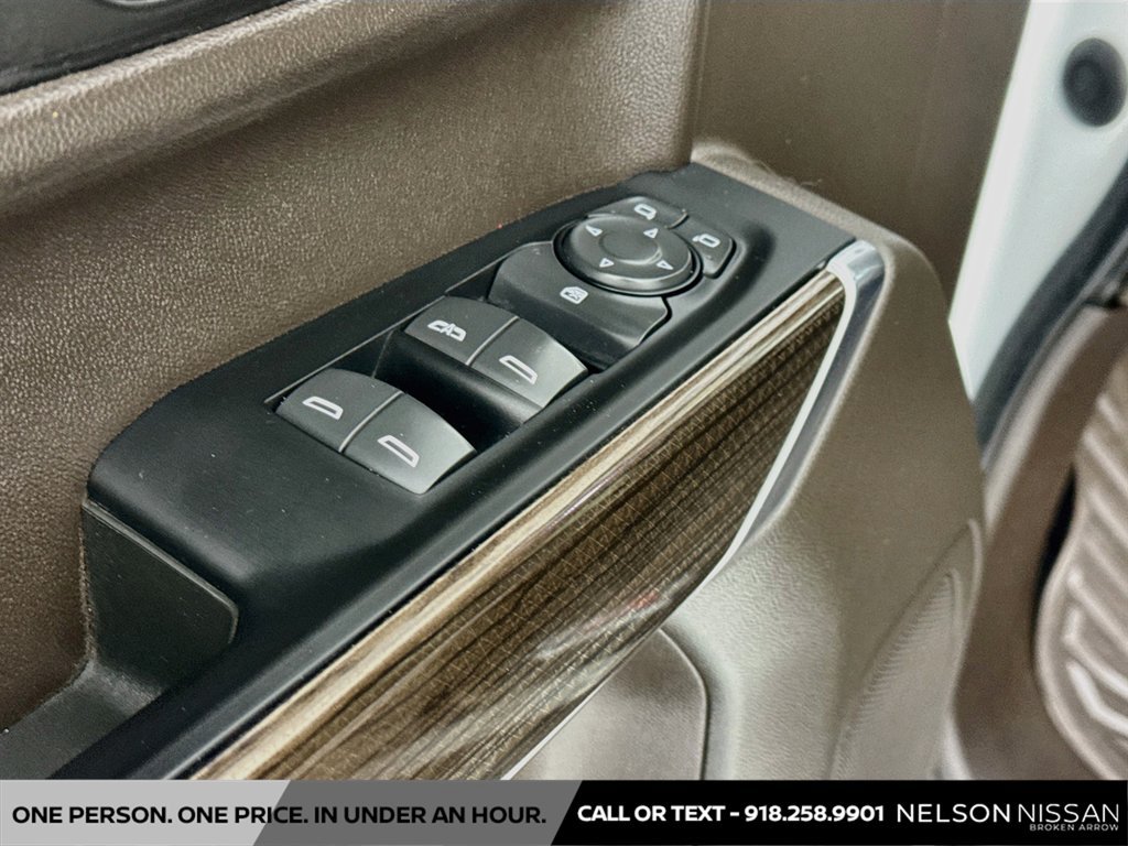 Used 2021 Chevrolet Silverado 1500 RST AWD/4WD image 17