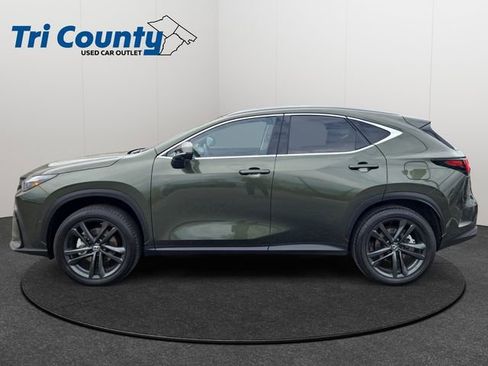 Used 2025 Lexus NX 450h+ AWD w/ Accessory Package (2T) image 5