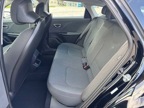 Used 2025 Kia K4 FWD image 10