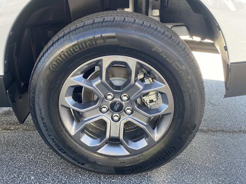 Used 2024 Ford Maverick XLT image 13