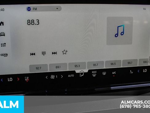 Used 2025 Ford Expedition Active AWD/4WD image 36