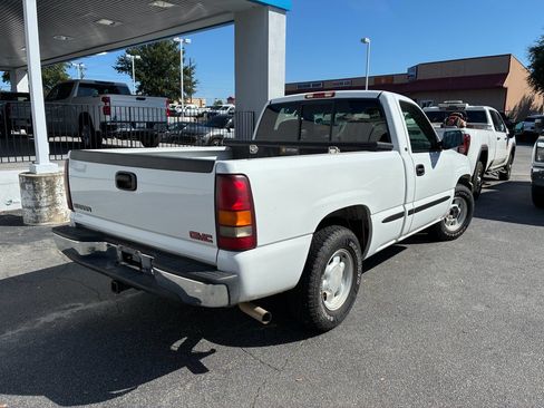 Used 1999 GMC Sierra 1500 SL w/ Convenience Group RWD image 4