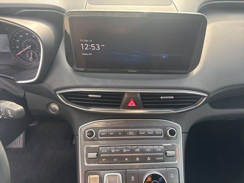 Used 2023 Hyundai Santa Fe SEL image 12