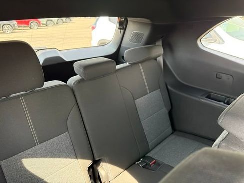 Used 2026 GMC Acadia Elevation w/ LPO, Floor Liner Package AWD/4WD image 38