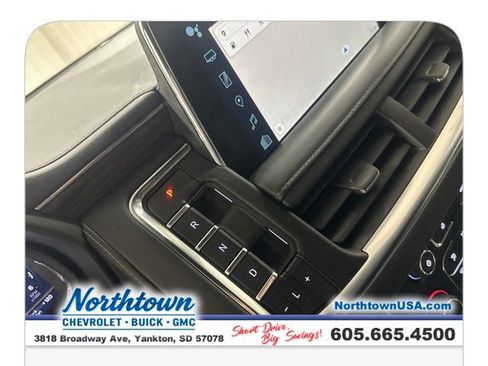 Used 2022 Chevrolet Tahoe LT w/ Luxury Package AWD/4WD image 25