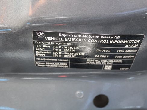 Used 2024 BMW X3 sDrive30i w/ Premium Package image 27