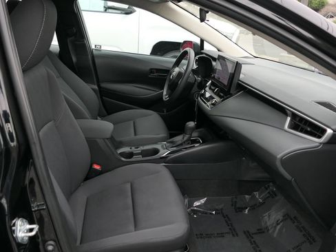 Used 2024 Toyota Corolla LE FWD image 27