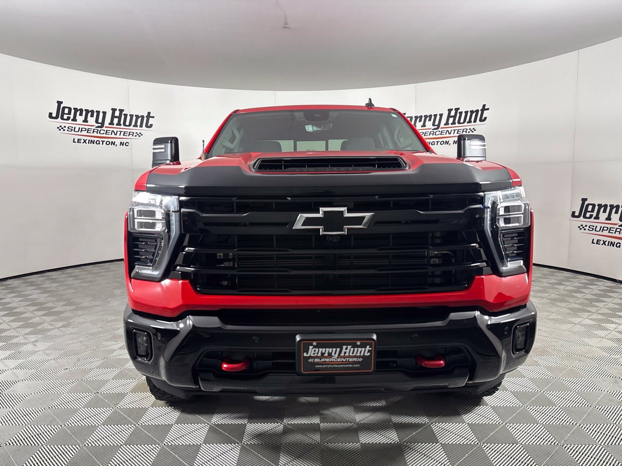 Used 2025 Chevrolet Silverado 2500 LT w/ Trail Boss Package AWD/4WD image 2