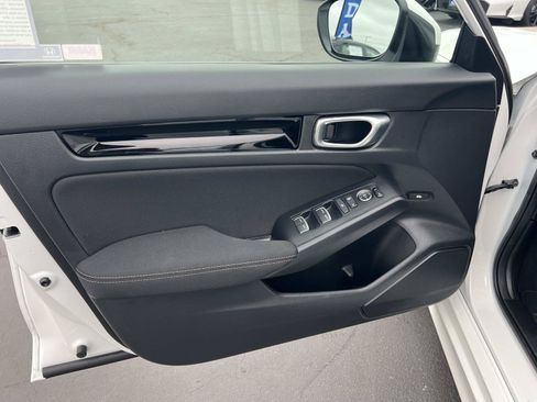 Certified 2023 Honda Civic EX image 6