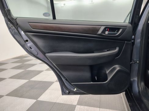 Used 2016 Subaru Legacy 2.5i Limited w/ Popular Package #4 AWD/4WD image 22