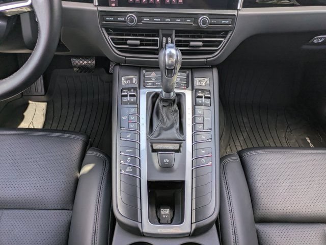 Used 2020 Porsche Macan S AWD/4WD image 19