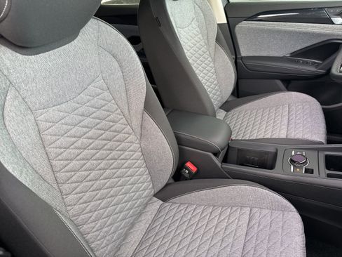 New 2025 Volkswagen Tiguan S image 20