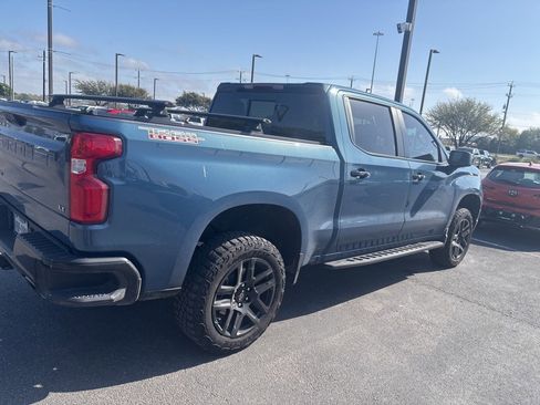 Used 2024 Chevrolet Silverado 1500 LT Trail Boss w/ Convenience Package II image 2