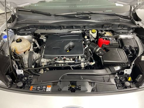 Certified 2020 Ford Escape SE FWD image 9