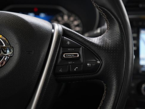 Used 2017 Nissan Maxima Platinum FWD image 26