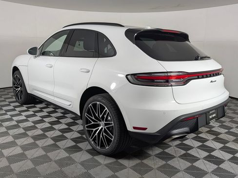 New 2026 Porsche Macan AWD/4WD image 3