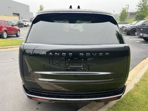 Used 2024 Land Rover Range Rover Autobiography AWD/4WD image 6