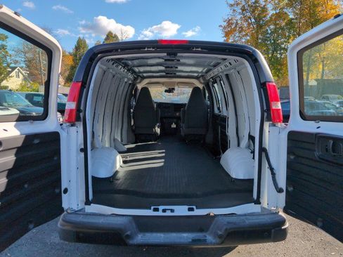 New 2025 Chevrolet Express 2500 w/ Driver Convenience Package image 14