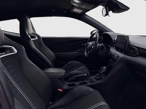 Used 2022 Hyundai Veloster N FWD image 37