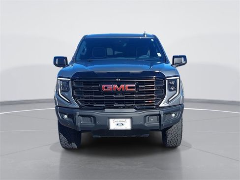 Used 2023 GMC Sierra 1500 AT4X image 8