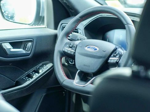 Used 2023 Ford Escape ST-Line Select w/ Tech Pack #1 AWD/4WD image 19
