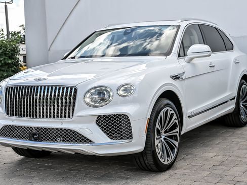 New 2026 Bentley Bentayga AWD/4WD image 5